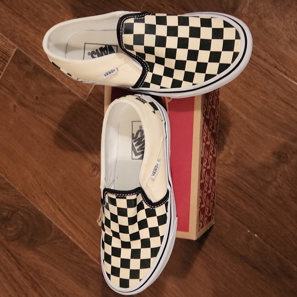 Vans black/white checkerboard sneakers size 6